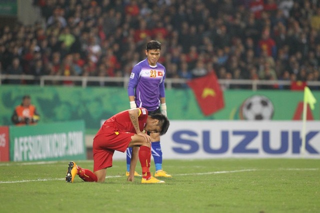 Đội tuyển Việt Nam chưa hề thắng trên sân nhà, trong các trận đấu bán kết, từ khi AFF Cup chuyển sang thể thức đá sân nhà - sân đối phương ở giai đoạn này.