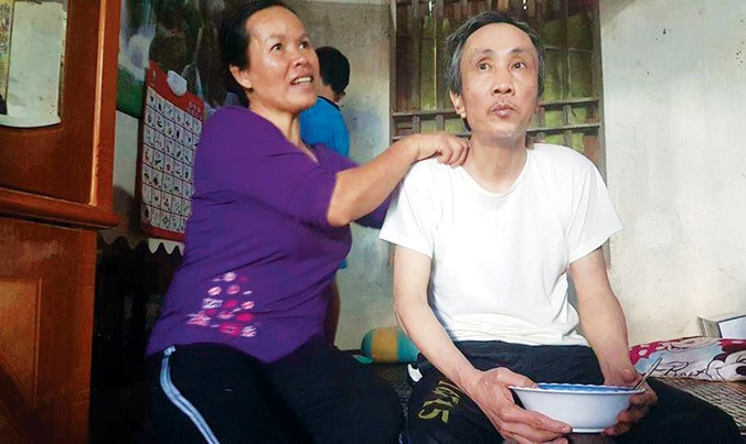 Ông Hàn Đức Long và vợ mình - bà Nguyễn Thị Mai.