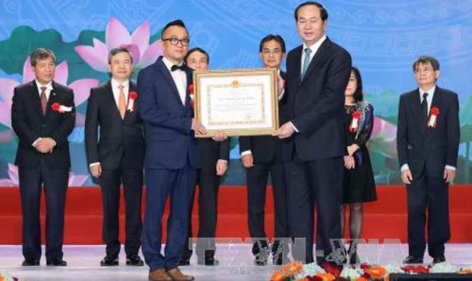 Trao giải thưởng Hồ Chí Minh và Nhà nước về KHCN