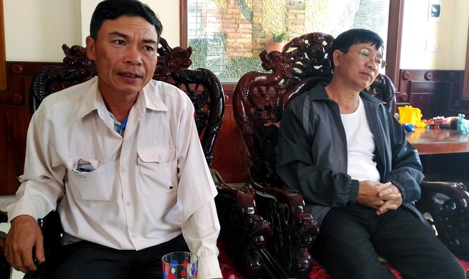 Hai nạn nhân đại diện nhóm 10 hộ dân tại Gia Lai sang Đắk Lắk tố cáo hành vi lừa đảo của ông Y Tuyến.