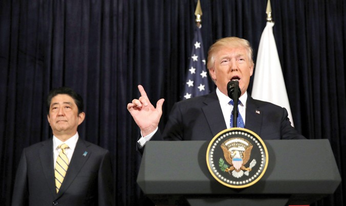 Tổng thống Mỹ Donald Trump và Thủ tướng Nhật Bản Shinzo Abe. Ảnh: Getty Images.