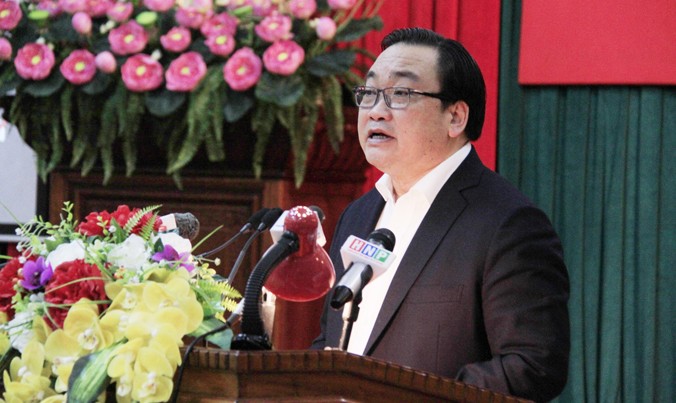 Bí thư Thành ủy Hà Nội Hoàng Trung Hải phát biểu tại hội nghị. Ảnh: Trường Phong.