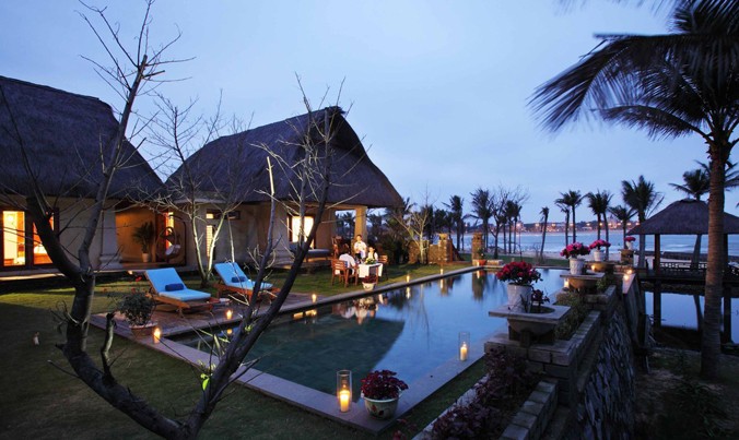 Không chỉ là “vương quốc hang động”, Quảng Bình còn có khách sạn, resort 5 sao đẳng cấp, hài hòa với thiên nhiên. Ảnh: BTC.