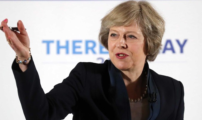 Thủ tướng Anh Theresa May hôm qua bất ngờ kêu gọi tổ chức bầu cử sớm. Ảnh: The Independent.
