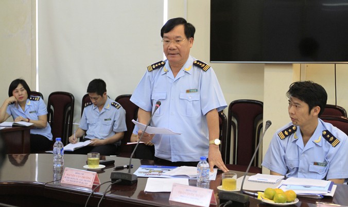 Ông Nguyễn Văn Trường, Cục trưởng Cục Hải quan Hà Nội thừa nhận còn nhiều tồn tại cần phải khắc phục trong ngành hải quan Hà Nội. Ảnh: Trường Phong.