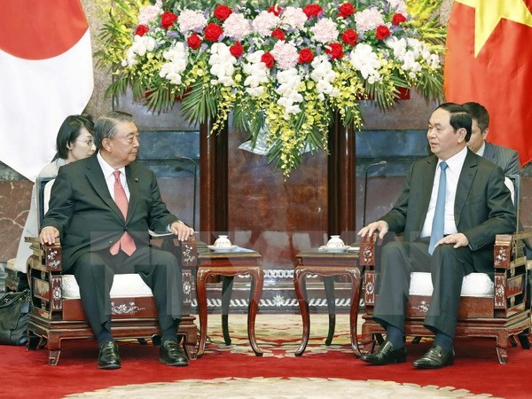 Chủ tịch nước Trần Đại Quang tiếp Ngài Oshima Tadamori, Chủ tịch Hạ viện Nhật Bản đang ở thăm chính thức Việt Nam. (Ảnh: Nhan Sáng/TTXVN)