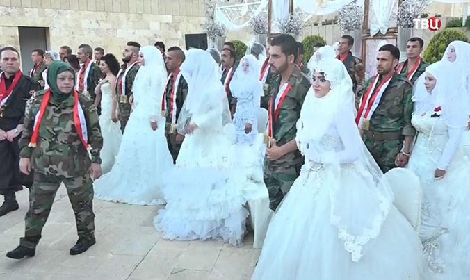 Đám cưới tập thể ở Aleppo.