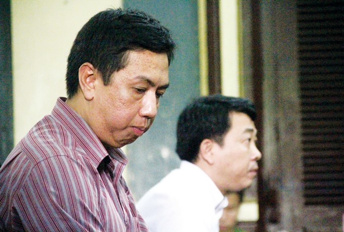 Hai chủ mưu vụ án, hiện ông Cường (trái) đã kháng cáo, nguyên Chủ tịch VN Pharma Nguyễn Minh Hùng (phải) vẫn chưa có động thái gì hậu phiên tòa. Ảnh: Tân Châu.