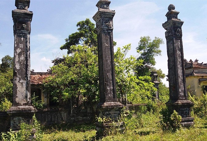 Đình cổ tại phường Phường Đúc, thành phố Huế.