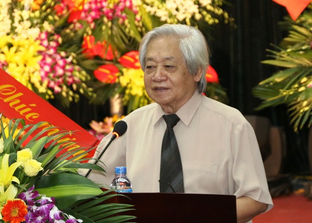 GS. Phạm Tất Dong, Phó chủ tịch Hội khuyến học Việt Nam. Ảnh: Dân Trí