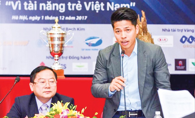 CEO VPGA TOUR Nguyễn Thái Dương tại họp báo giải Golf Tiền Phong Championship 2017. Ảnh: Như Ý.