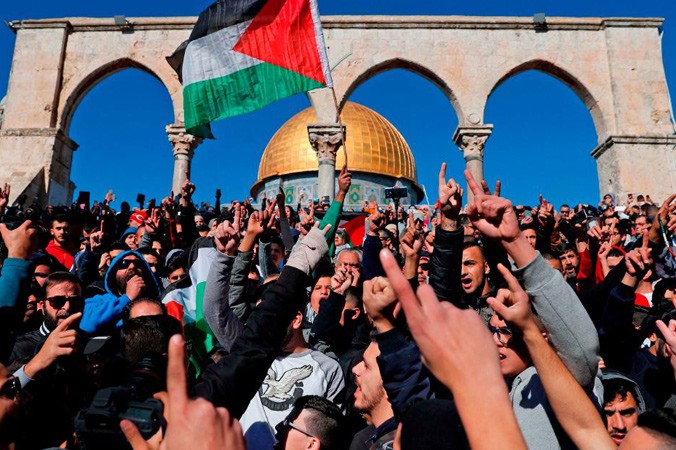 Biểu tình rầm rộ ở Trung Đông phản đối việc Mỹ công nhận Jerusalem là thủ đô của Israel. Ảnh: CNN.
