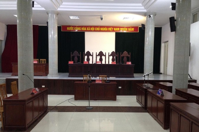Phòng xử ông Đinh La Thăng được bố trí theo quy định mới.