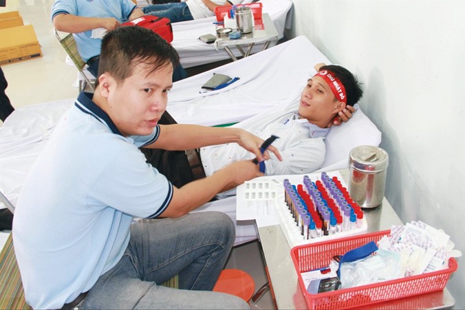 Chủ nhật Đỏ ở TPHCM năm nay dự kiến phá kỷ lục với 10.000 đơn vị máu đóng góp vào ngân hàng máu quốc gia.