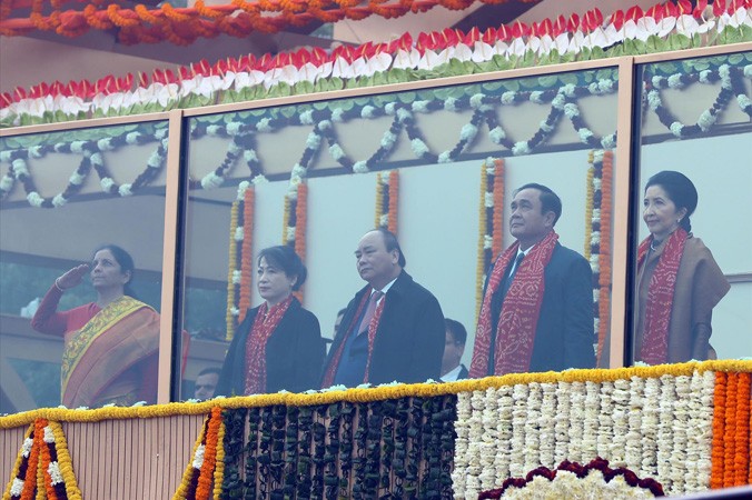 Thủ tướng Nguyễn Xuân Phúc và Phu nhân cùng các đại biểu dự Lễ kỷ niệm 69 năm Ngày Cộng hòa Ấn Độ. Ảnh: TTXVN.