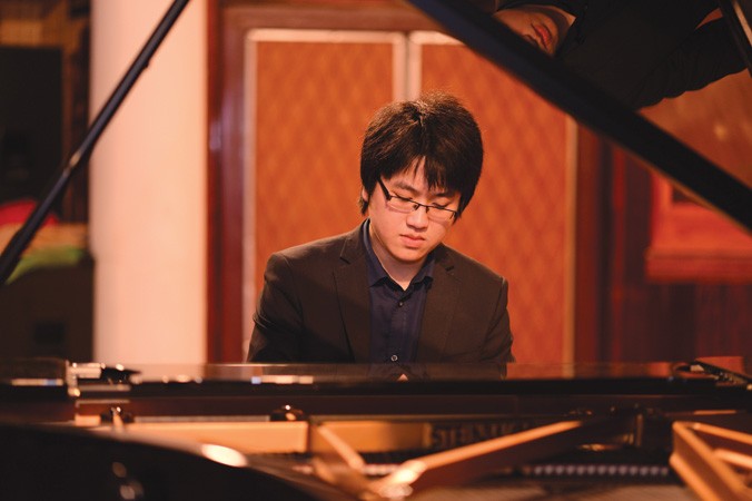 Với tài năng và sự say mê, Lưu Đức Anh đã trở thành nghệ sĩ piano ở tầm quốc tế. Ảnh: NVCC.