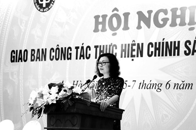 Thứ trưởng, Tổng Giám đốc BHXH Việt Nam Nguyễn Thị Minh phát biểu chỉ đạo hội nghị.