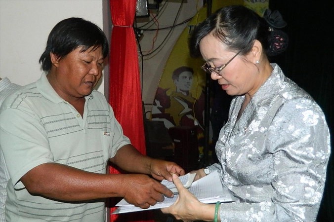 Chủ tịch HĐND TPHCM Nguyễn Thị Quyết Tâm tiếp xúc cử tri quận Thủ Đức. Ảnh: H.T.
