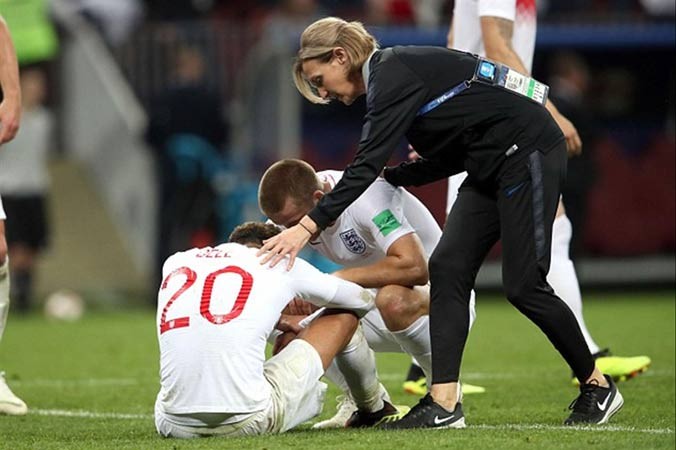 Nỗi buồn của Dele Alli với thất bại của tuyển Anh trước Croatia.