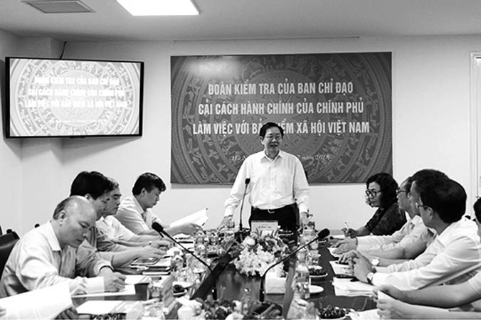 Ban Chỉ đạo Cải cách Hành chính của Chính phủ làm việc với BHXH Việt Nam.