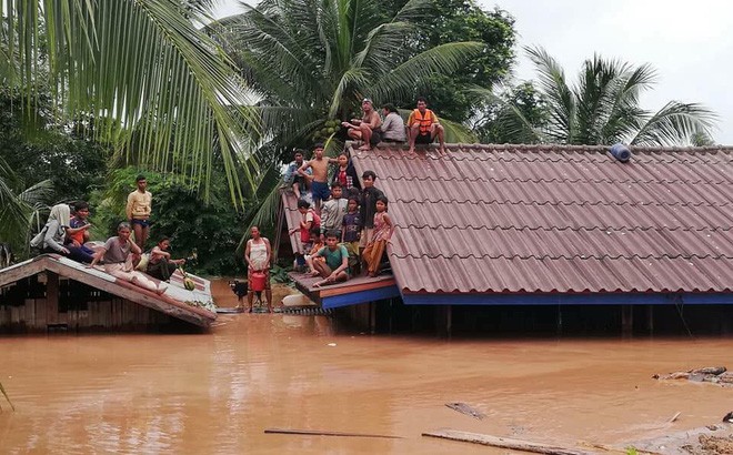 Hiện trường vụ vỡ đập ở Lào