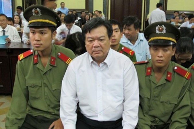 Cựu Chủ tịch UBND huyện Hóc Môn Nguyễn Văn Khỏe bị xử án tù vì liên quan đến vụ tham nhũng đất đai lớn ở địa phương. Ảnh: CTV.