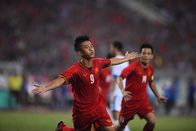 Văn Ðức ăn mừng bàn thắng quân bình tỷ số 1-1 cho U23 Việt Nam. Ảnh: NHƯ Ý.