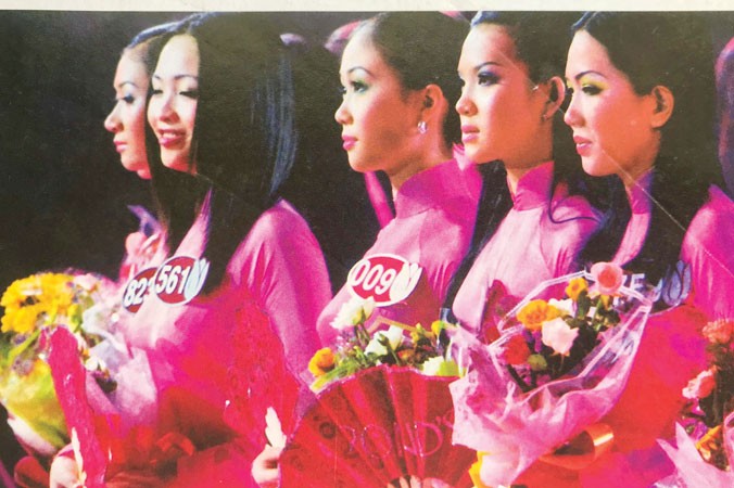 2002, lần đầu tiên cuộc thi Hoa hậu toàn quốc được mang tên là Hoa hậu Việt Nam. Ảnh nguồn: Người Ðẹp Việt Nam.