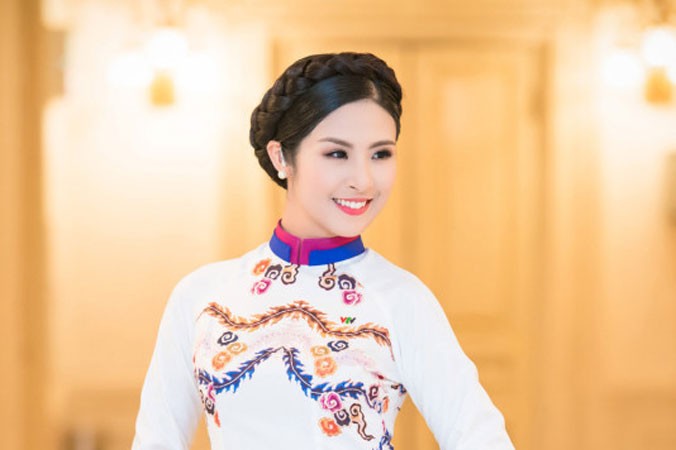 Hoa hậu Ngọc Hân ngày càng đẹp trong mắt khán giả.