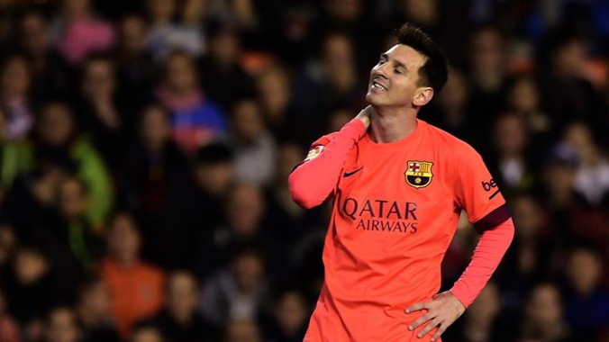 Messi đang “tâm tư” tại Barcelona. Ảnh: Nytimes