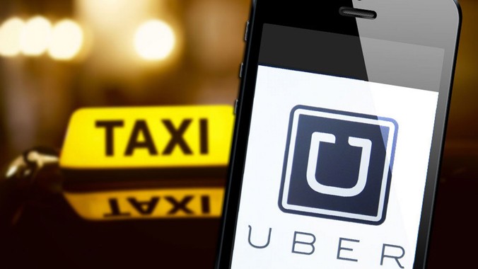Thủ đô của Ấn Độ hôm qua ra lệnh cấm dịch vụ taxi trực tuyến Uber. Ảnh: PTI