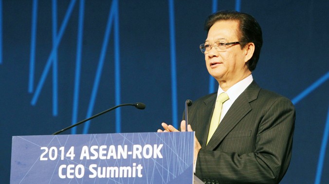 Thủ tướng Nguyễn Tấn Dũng phát biểu tại Hội nghị Thượng đỉnh Doanh nghiệp ASEAN - Hàn Quốc. Ảnh: TTXVN