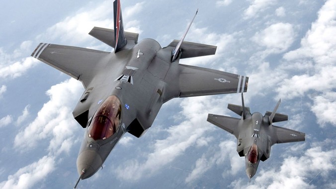 Nhật Bản sẽ mua thêm máy bay chiến đấu tàng hình F-35 của Mỹ. Ảnh: Getty Images