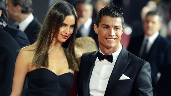 Ronaldo và Irina Shayk đã chính thức “đường ai nấy đi”. Ảnh: Daily Mail
