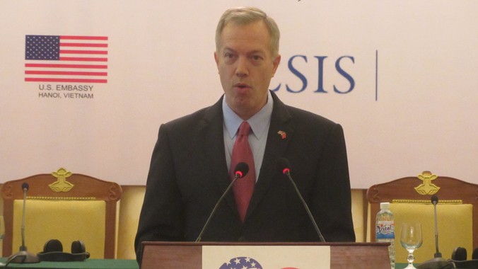 Đại sứ Mỹ Ted Osius phát biểu tại Hội thảo. Ảnh: Trúc Quỳnh 