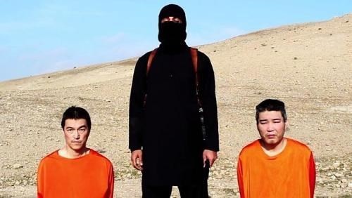 Hai con tin người Nhật bị IS bắt giữ. Một trong số này đã bị IS hành quyết.