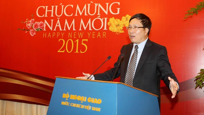 Phó Thủ tướng, Bộ trưởng Ngoại giao Phạm Bình Minh phát biểu trong cuộc gặp gỡ báo chí ngày 5/2. Ảnh: Phạm Kiên 