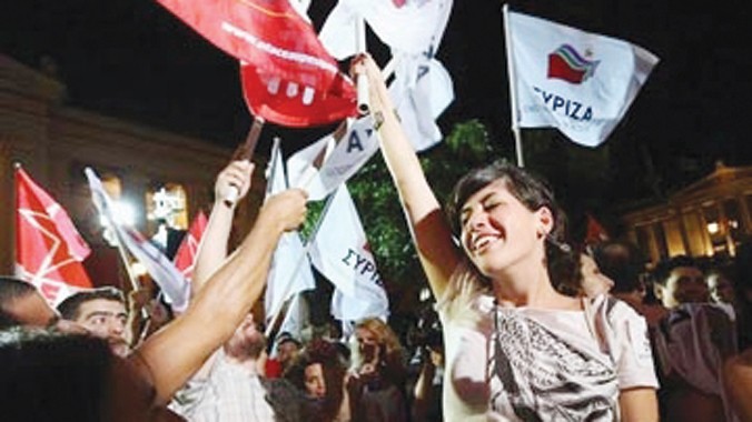 Những người ủng hộ đảng Syriza ăn mừng chiến thắng trên đường phố Athens.