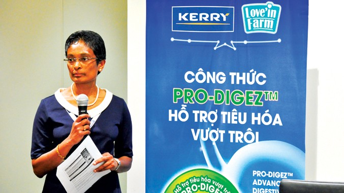 Tiến sĩ Satya Jonnalagadda - Giám đốc dinh dưỡng Kerry giới thiệu về công thức mới cho nhãn hàng Love’in Farma