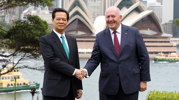 Thủ tướng Nguyễn Tấn Dũng hội kiến Toàn quyền Úc Peter Cosgrove ngày 17/3 tại Sydney. Ảnh: TTXVN