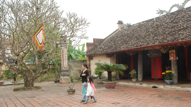Phủ Trịnh Biện Thượng (Vĩnh Hùng Vĩnh Lộc Thanh Hóa), nơi thờ Minh Khang Thái Vương và 12 vị chúa Trịnh