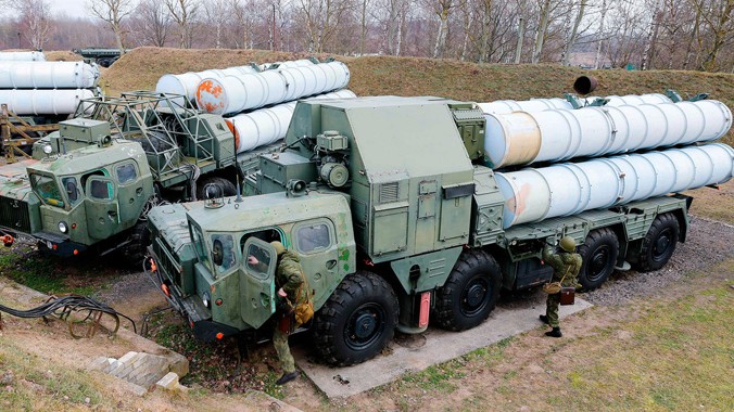 Hệ thống tên lửa S-300 của Nga. Ảnh: Sputnik