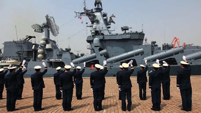 Hải quân Trung - Nga trong một cuộc tập trận chung. Ảnh: China News