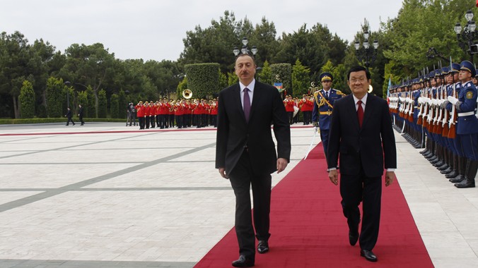 Lễ đón Chủ tịch nước Trương Tấn Sang tại Phủ Tổng thống Azerbaijan. Ảnh: Nguyễn Tuấn
