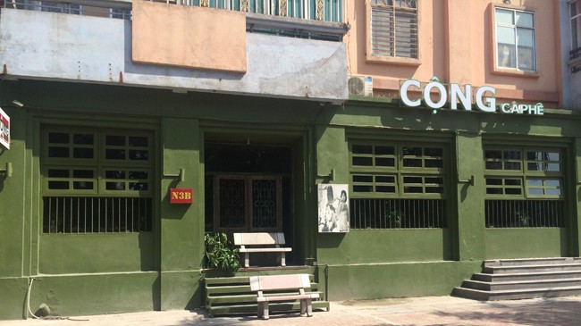 Trước phản đối của người dân, khu nhà hàng cà phê tầng 1 tòa N3B tạm thời đóng cửa