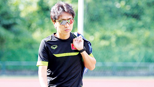 HLV Miura có toan tính gì cho U23 Việt Nam trong trận đấu với U23 Thái Lan tối nay? Ảnh: VSI