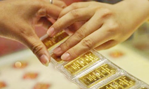 Tháng 7, vàng “mất” 1,4 triệu đồng/lượng
