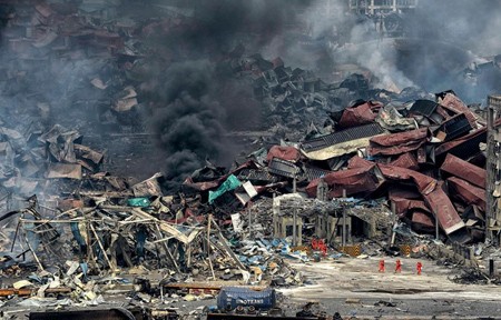 Hiện trường vụ nổ nhà kho ở Thiên Tân