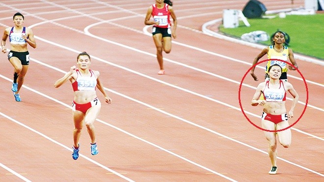 Nguyễn Thị Huyền (khoanh đỏ) không thể đạt thành tích từng giúp chị vô địch SEA Games 28 khi tham dự giải VĐTG đang diễn ra tại Bắc Kinh. Ảnh: VSI