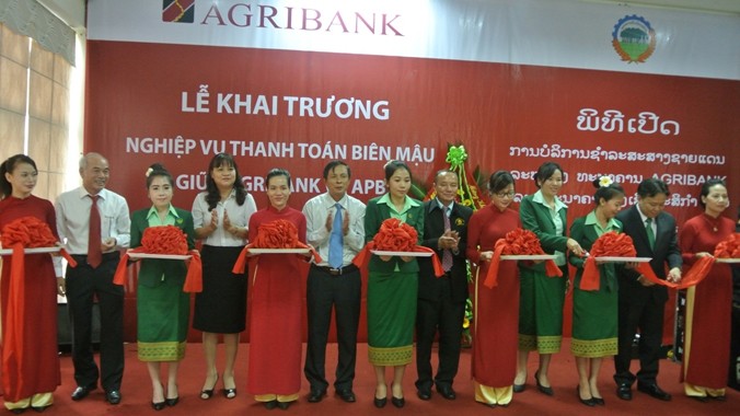 Lễ khai trương nghiệp vụ TTBM giữa Agribank và Ngân hàng Nông nghiệp Lào (APB)